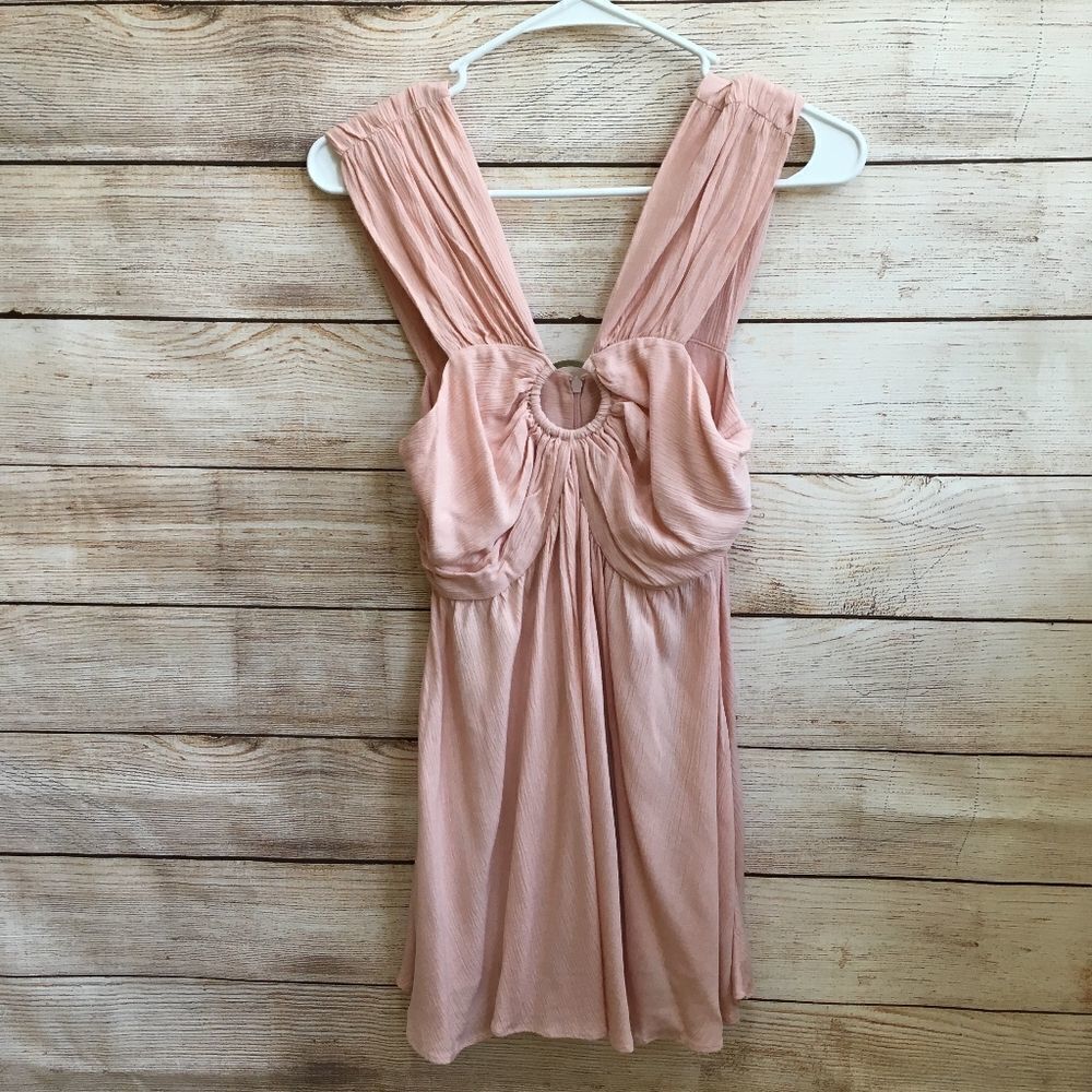 FREE PEOPLE TOP IN BLUSH